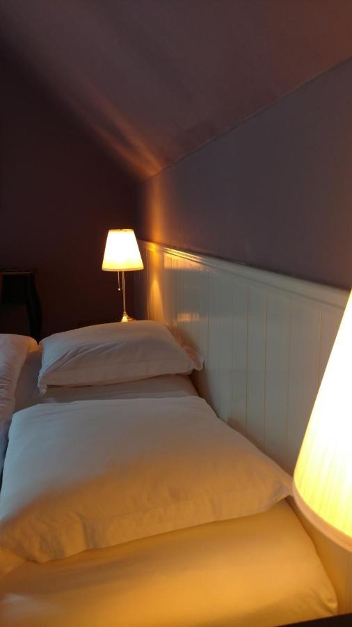 Bonbon Chambre D'Hotes Saint-Julien-de-Lampon Exterior photo